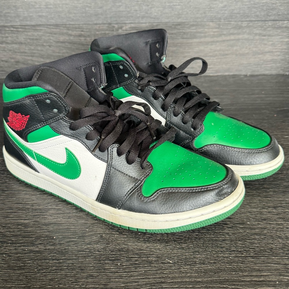 Jordan 1 Mid Pine Green